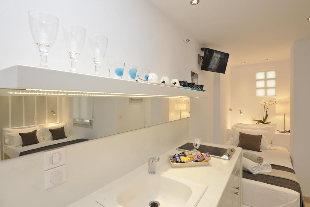 Romantica Suites Науса Стая снимка