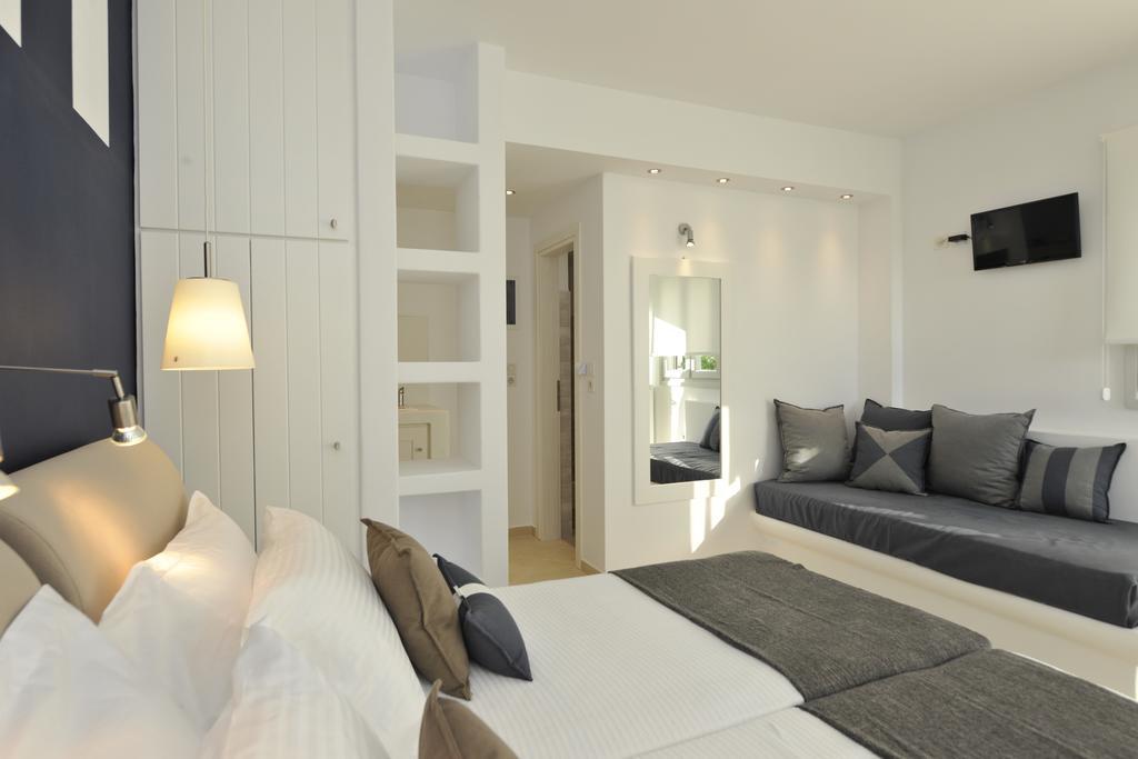Romantica Suites Науса Екстериор снимка