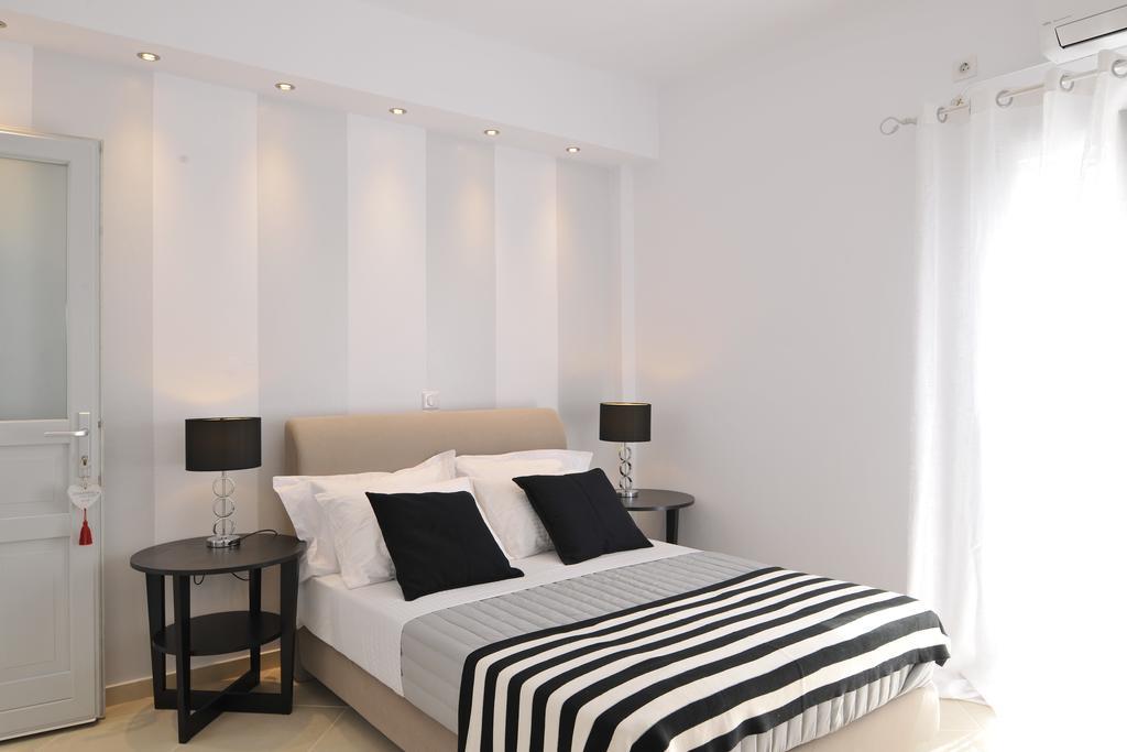 Romantica Suites Науса Екстериор снимка